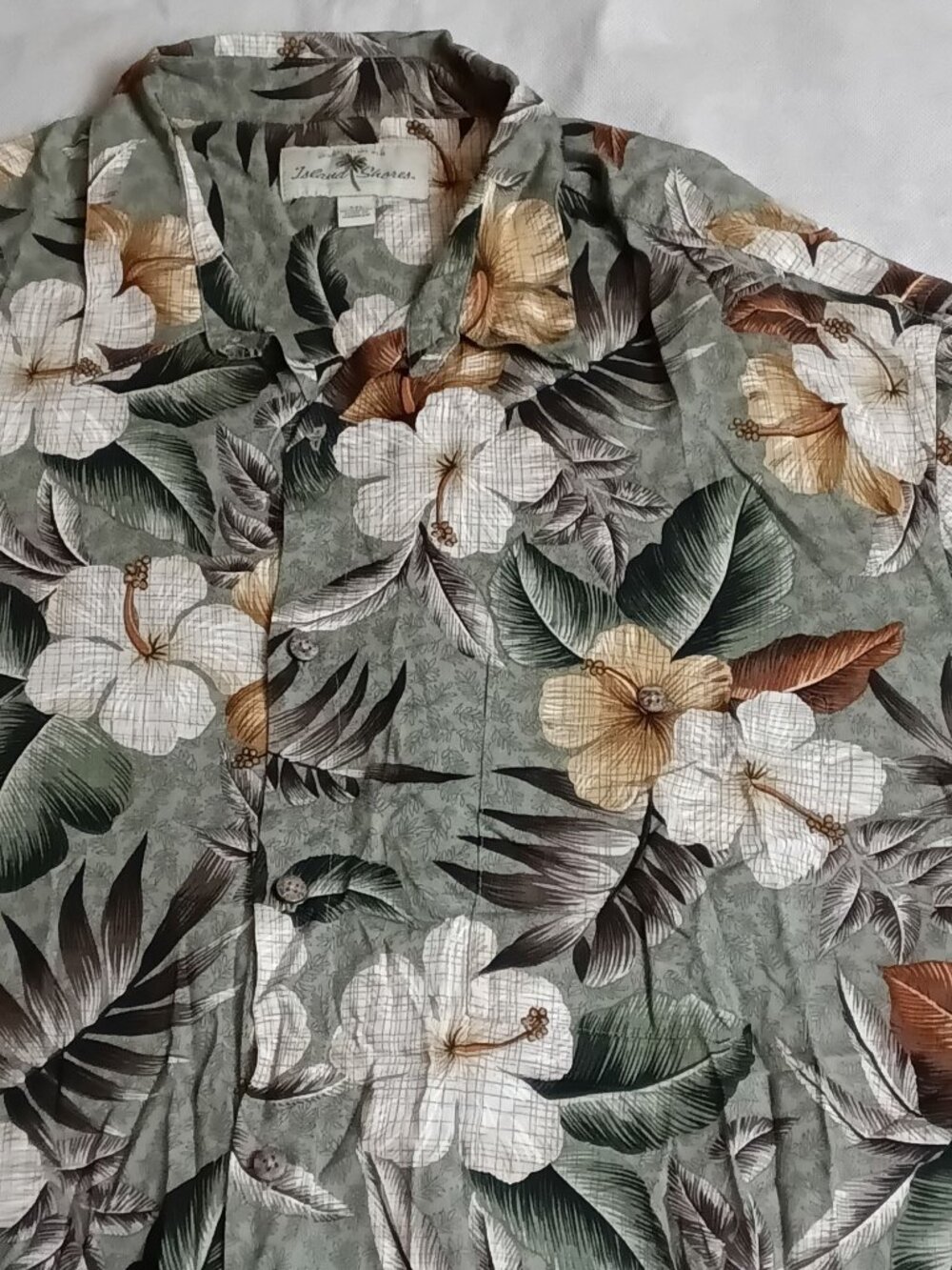 Island Shores Hawaiian Shirt XXL Hibiscus Floral Short Sleeve Button Up Rayon
